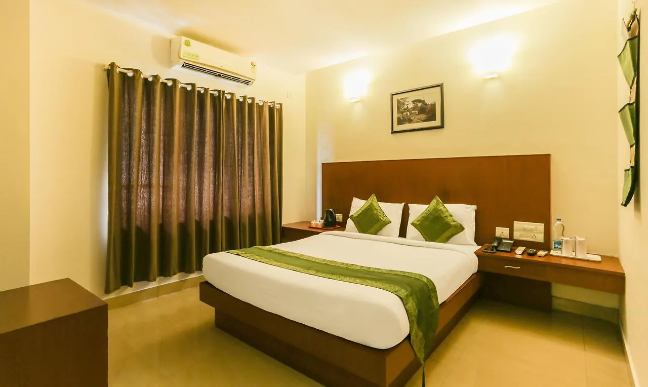 Oyo 16864 Soubhagya Residency Hotel Thalassery