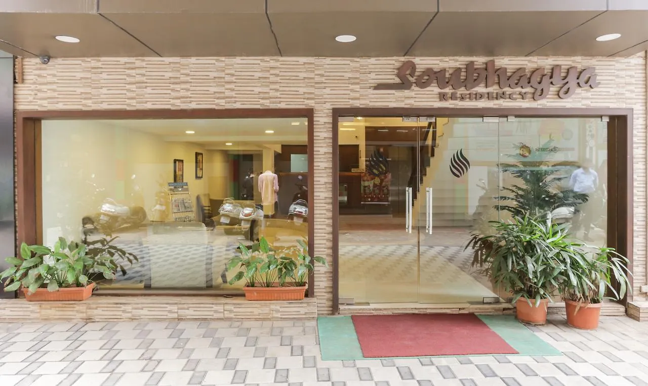 Oyo 16864 Soubhagya Residency Hotel Thalassery