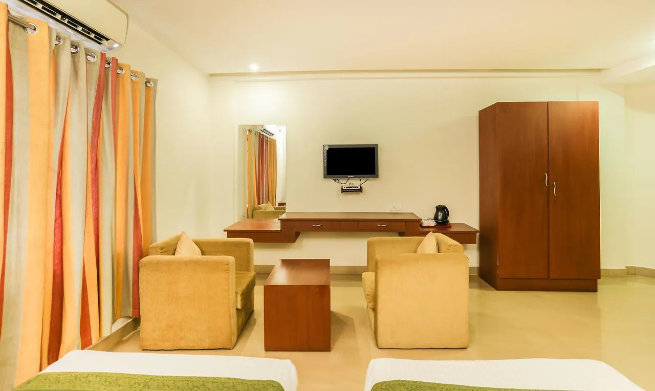 Oyo 16864 Soubhagya Residency Hotel Thalassery