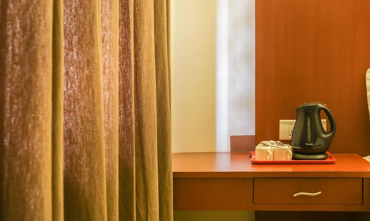 ***  Oyo 16864 Soubhagya Residency Hotel Thalassery India