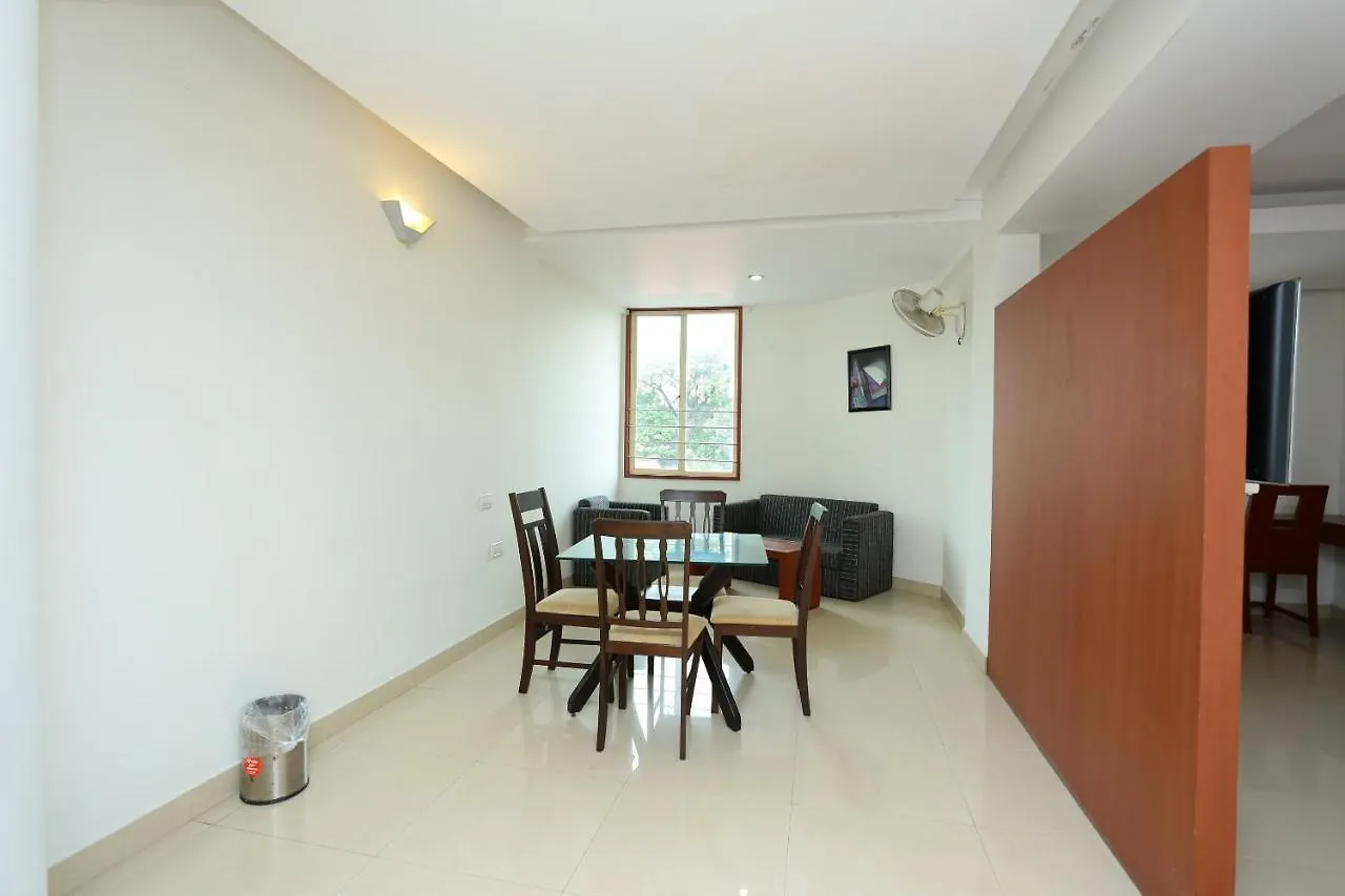 Oyo 16864 Soubhagya Residency Hotel Thalassery