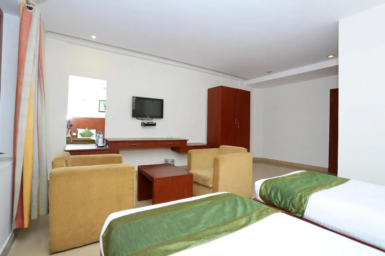 Oyo 16864 Soubhagya Residency Hotel Thalassery